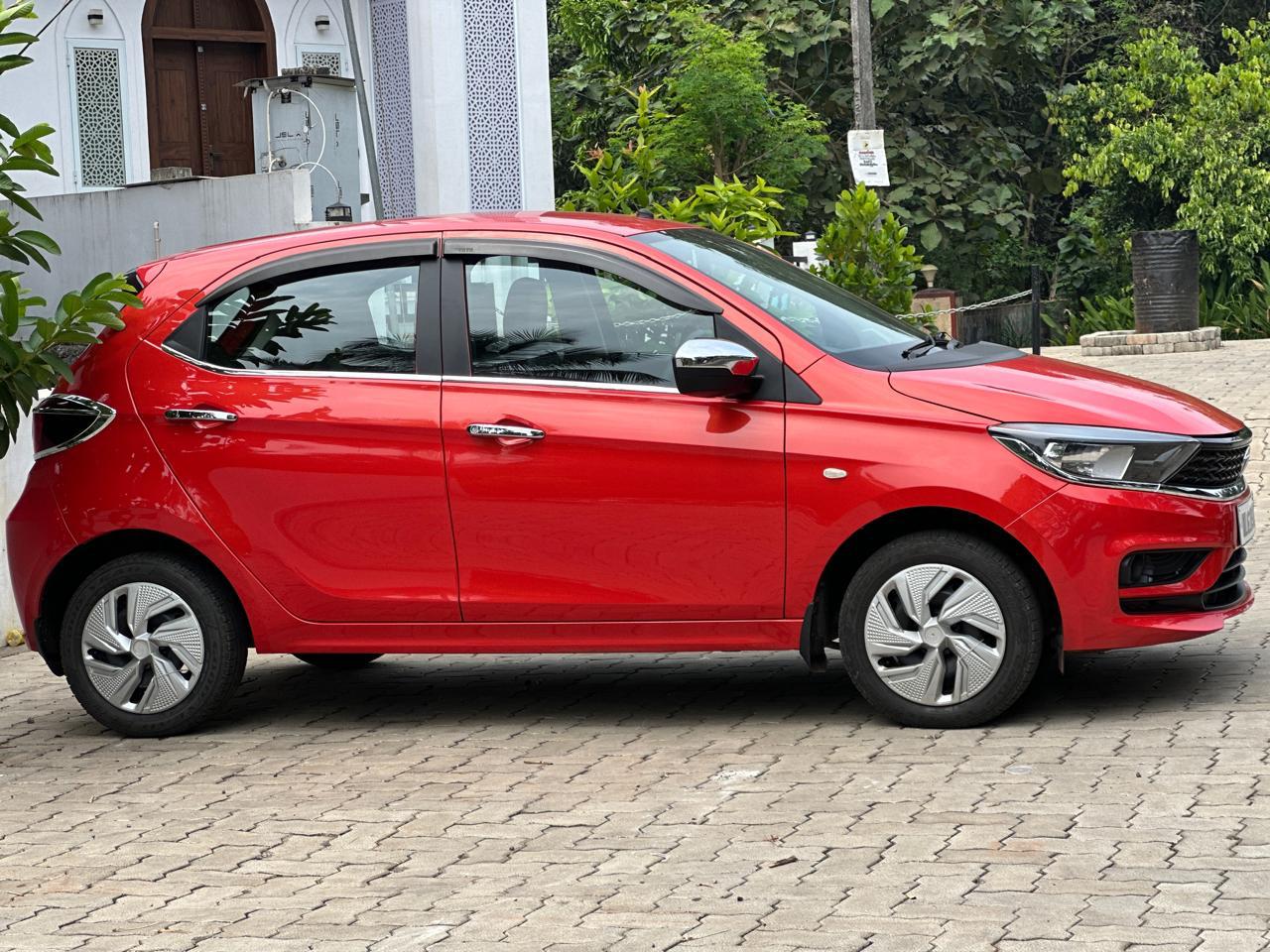TATA – TIAGO XE