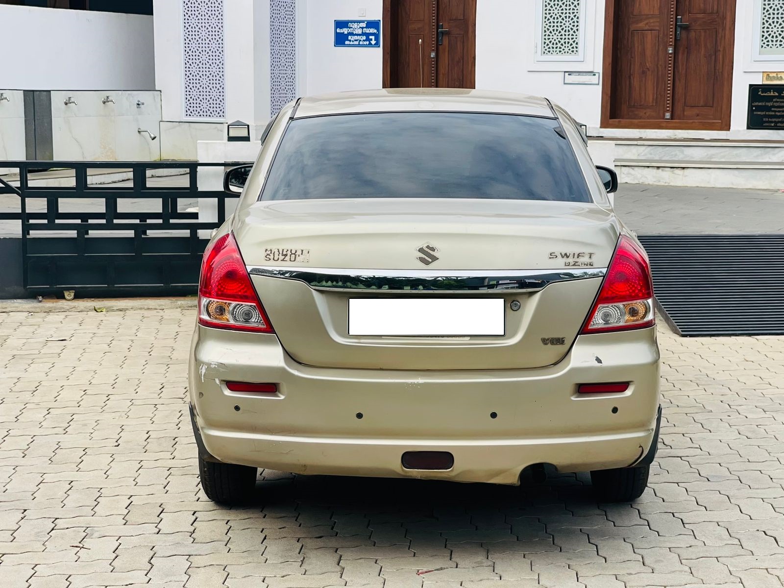 MARUTI – SWIFT DZIRE VDI