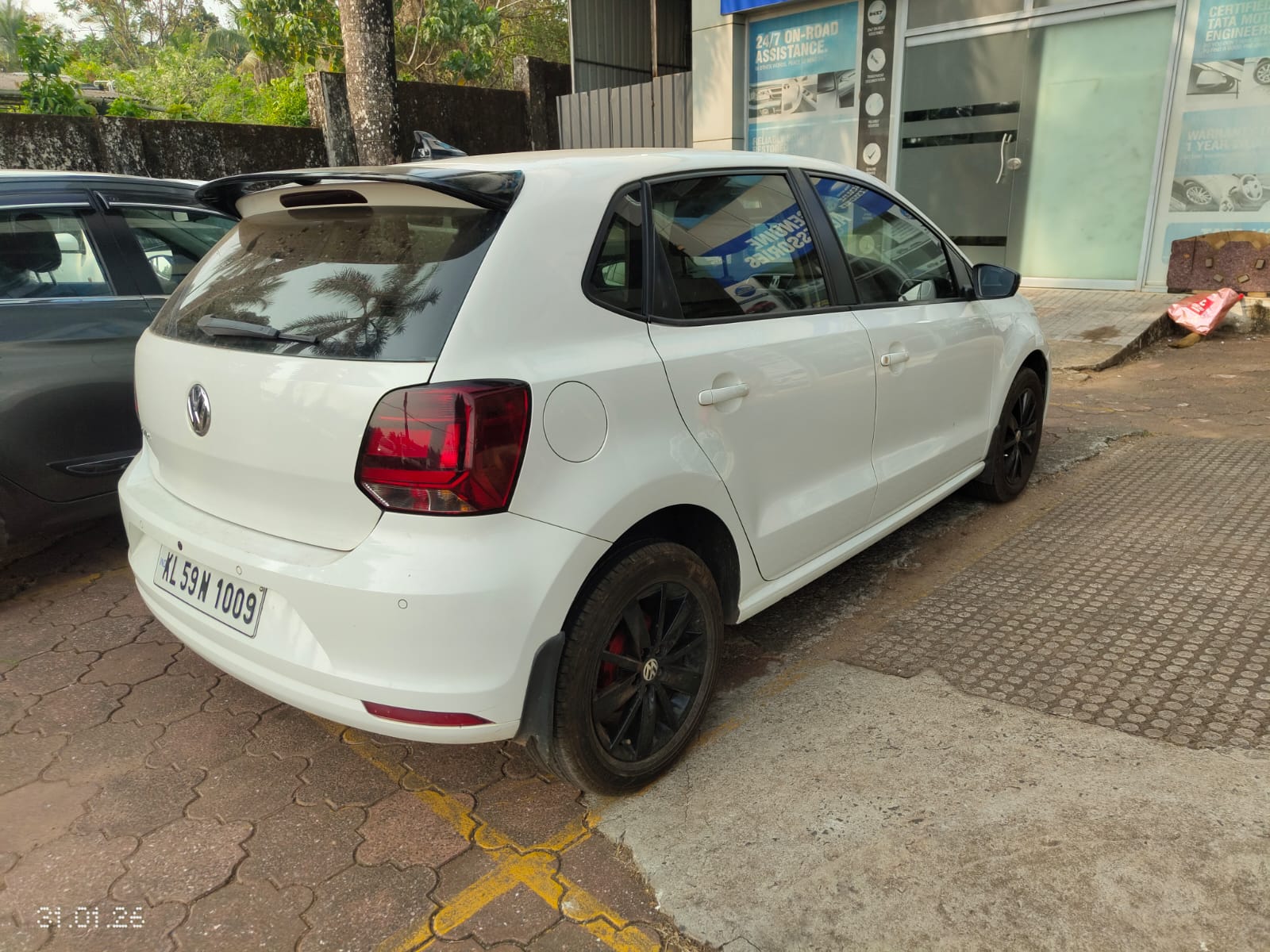 VOLKSWAGEN – POLO HIGHLINE PETROL
