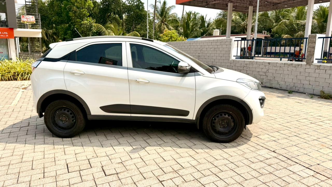 TATA – NEXON XM DIESEL