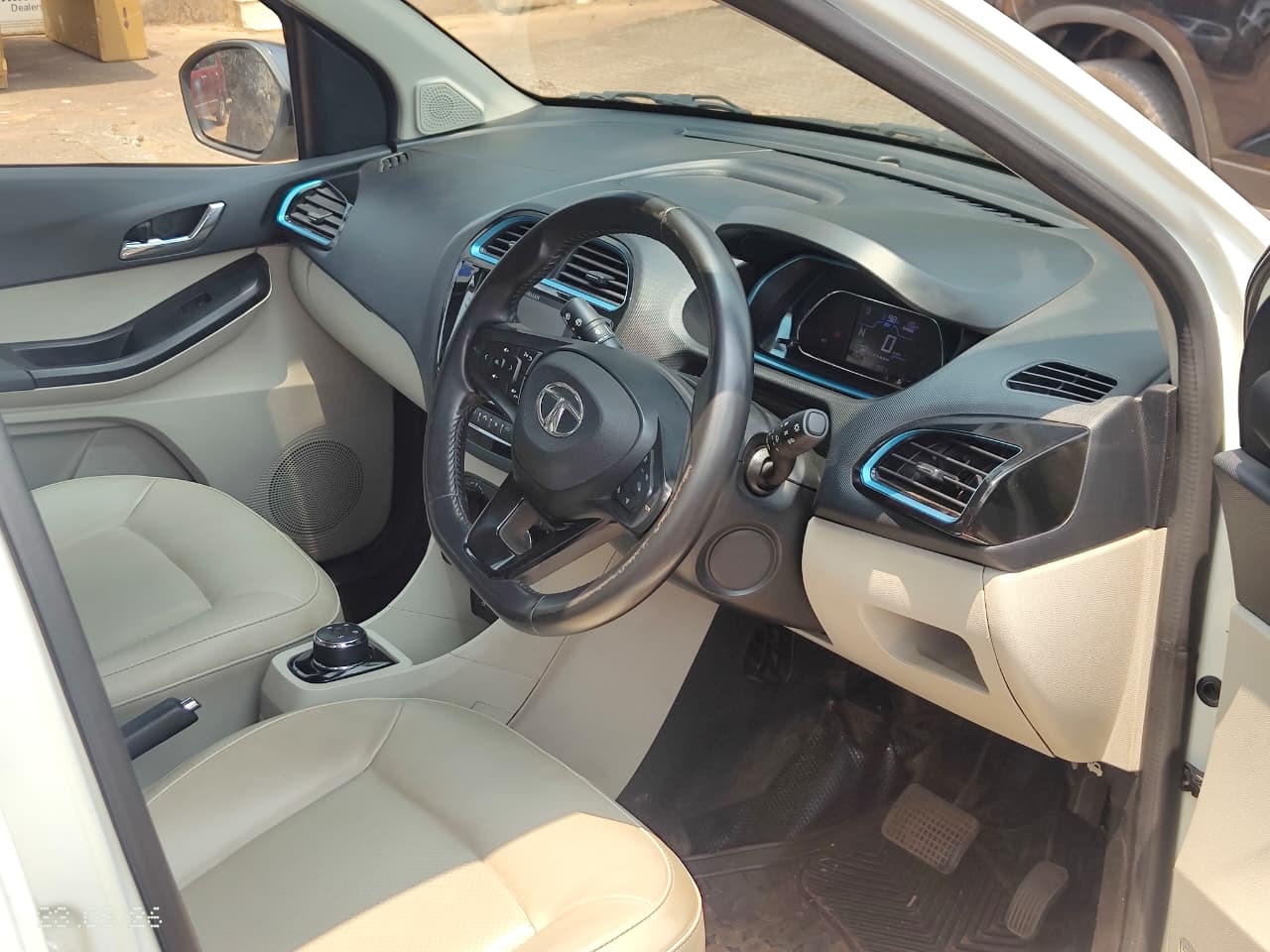 TATA – TIAGO EV XZ+