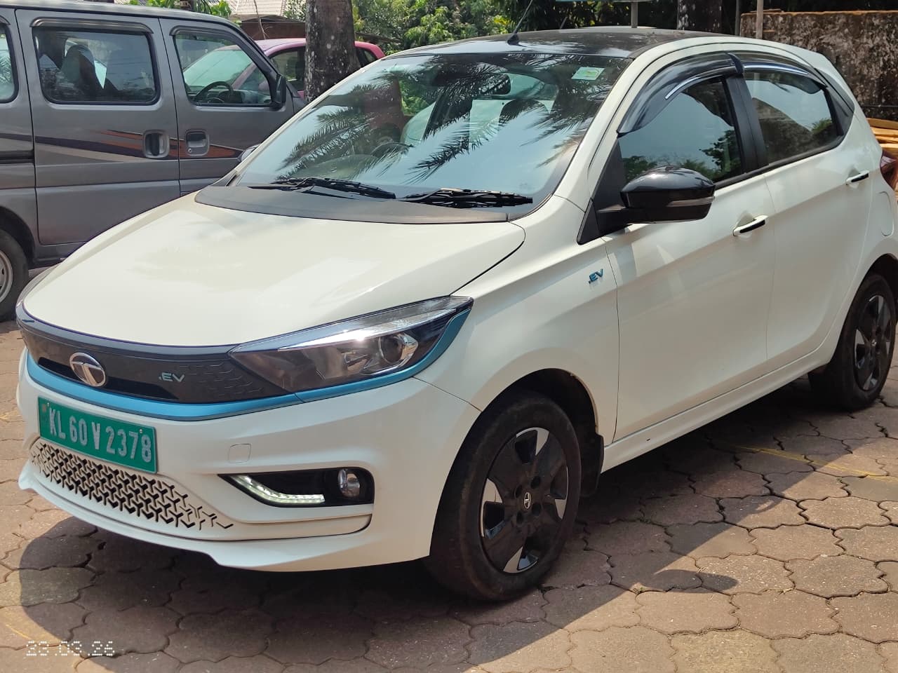 TATA – TIAGO EV XZ+