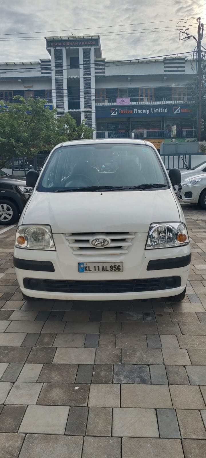 HYUNDAI SANTRO – GL PLUS
