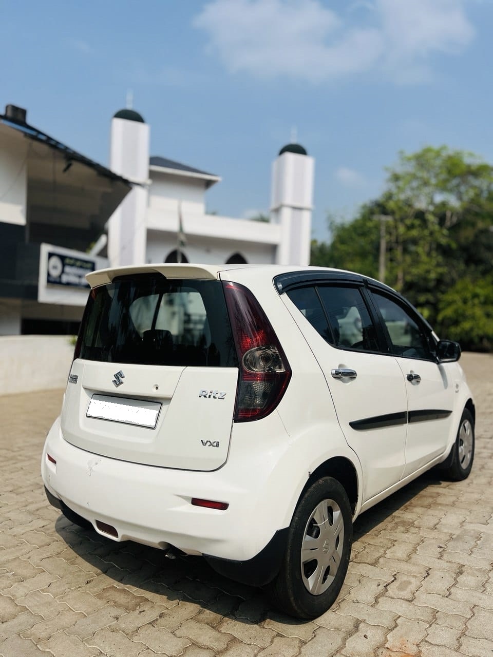 MARUTI-RITZ- VXI