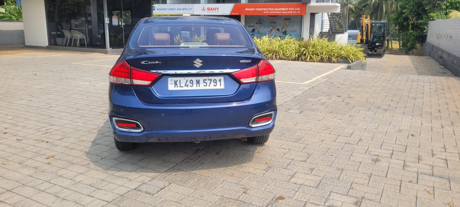 MARUTI- CIAZ ALPHA SMART HYBRID