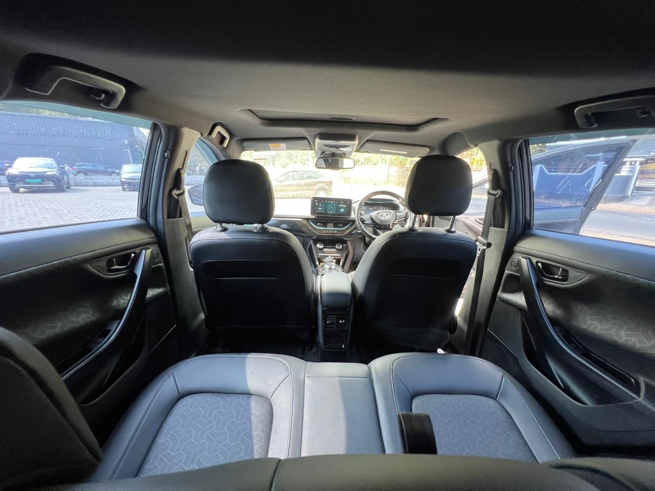 TATA -NEXON EV 2.0 XZ+ LUX DK