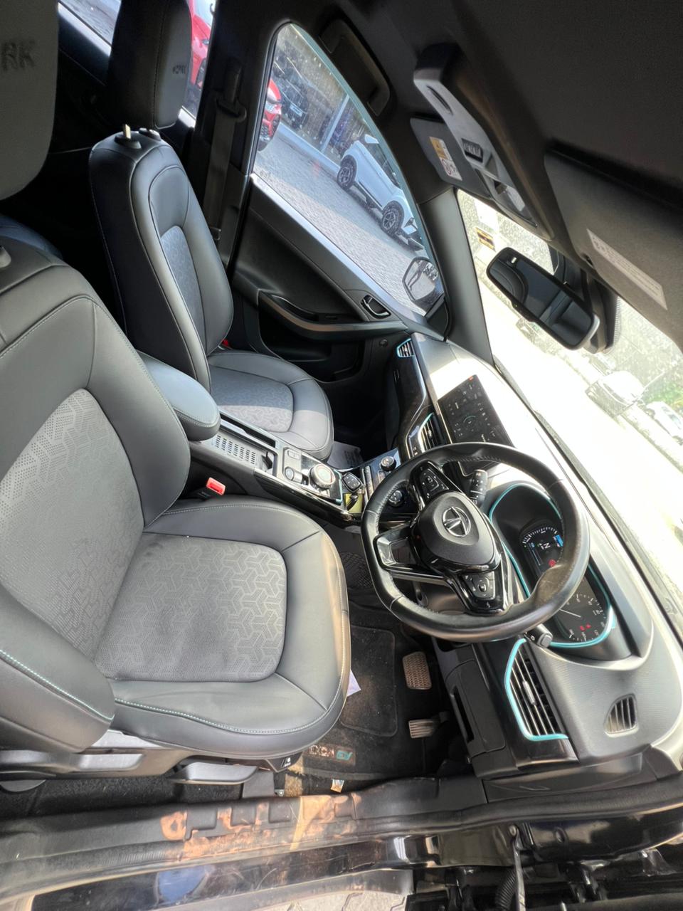 TATA -NEXON EV 2.0 XZ+ LUX DK