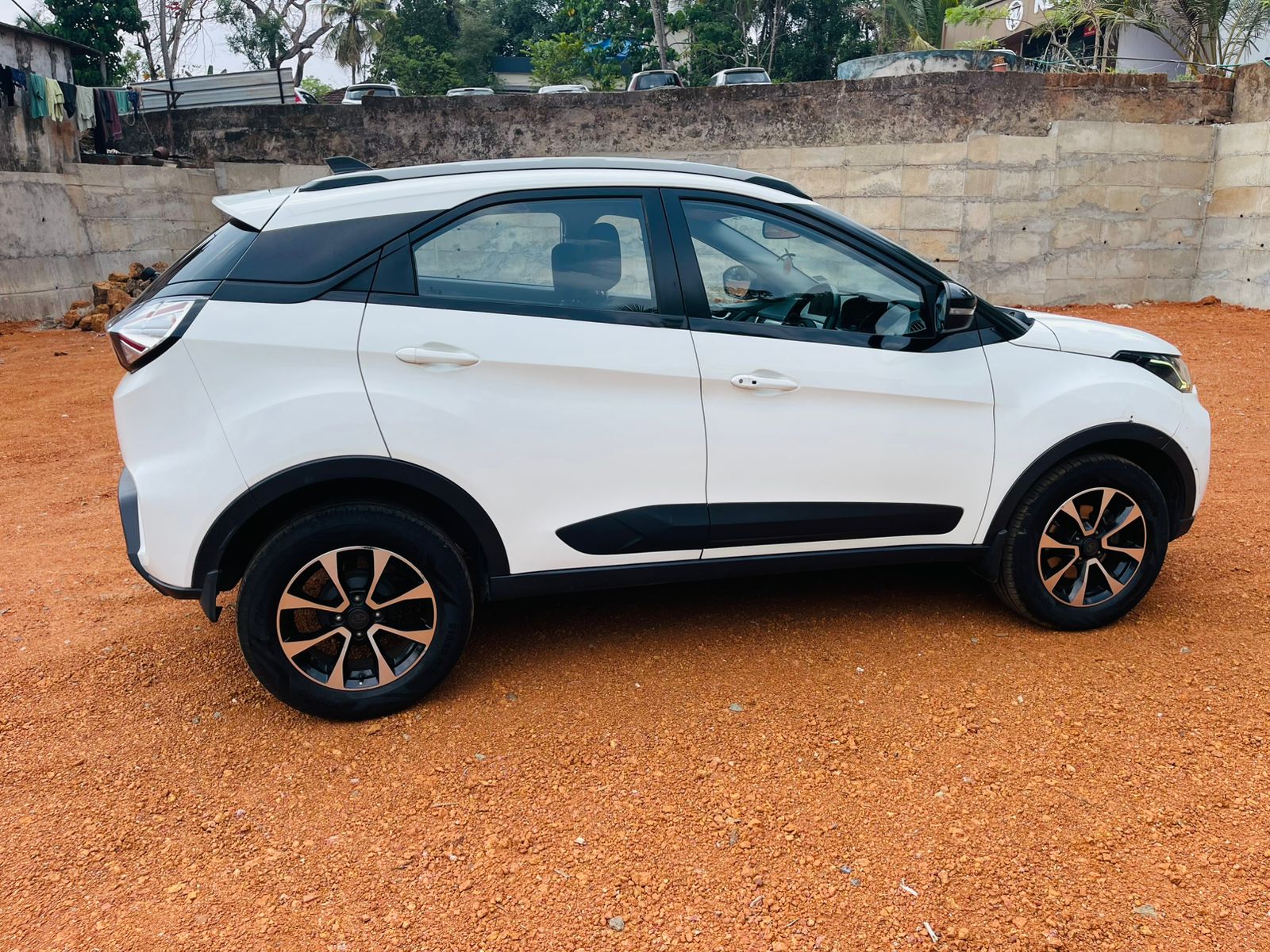 TATA-NEXON-XZA+