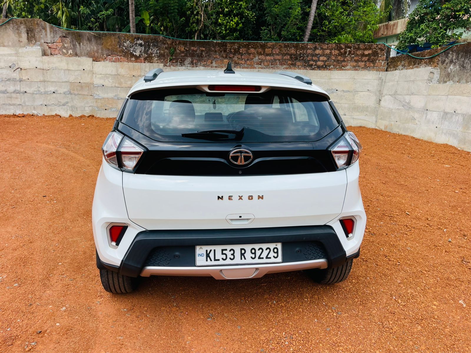 TATA-NEXON-XZA+