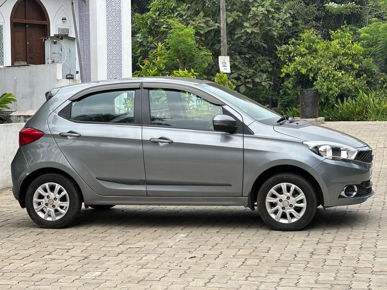 TATA-TIAGO-XZ