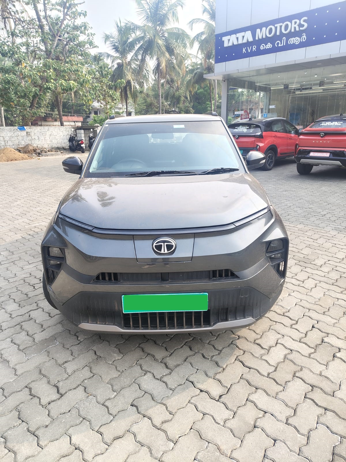 TATA – PUNCH EV -ADV -LR