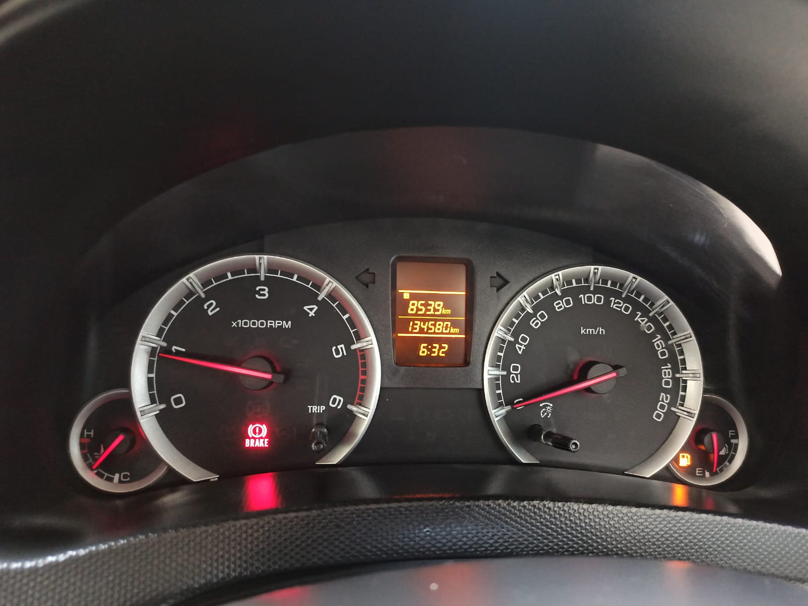 MARUTI-SWIFT DZIRE-VDI