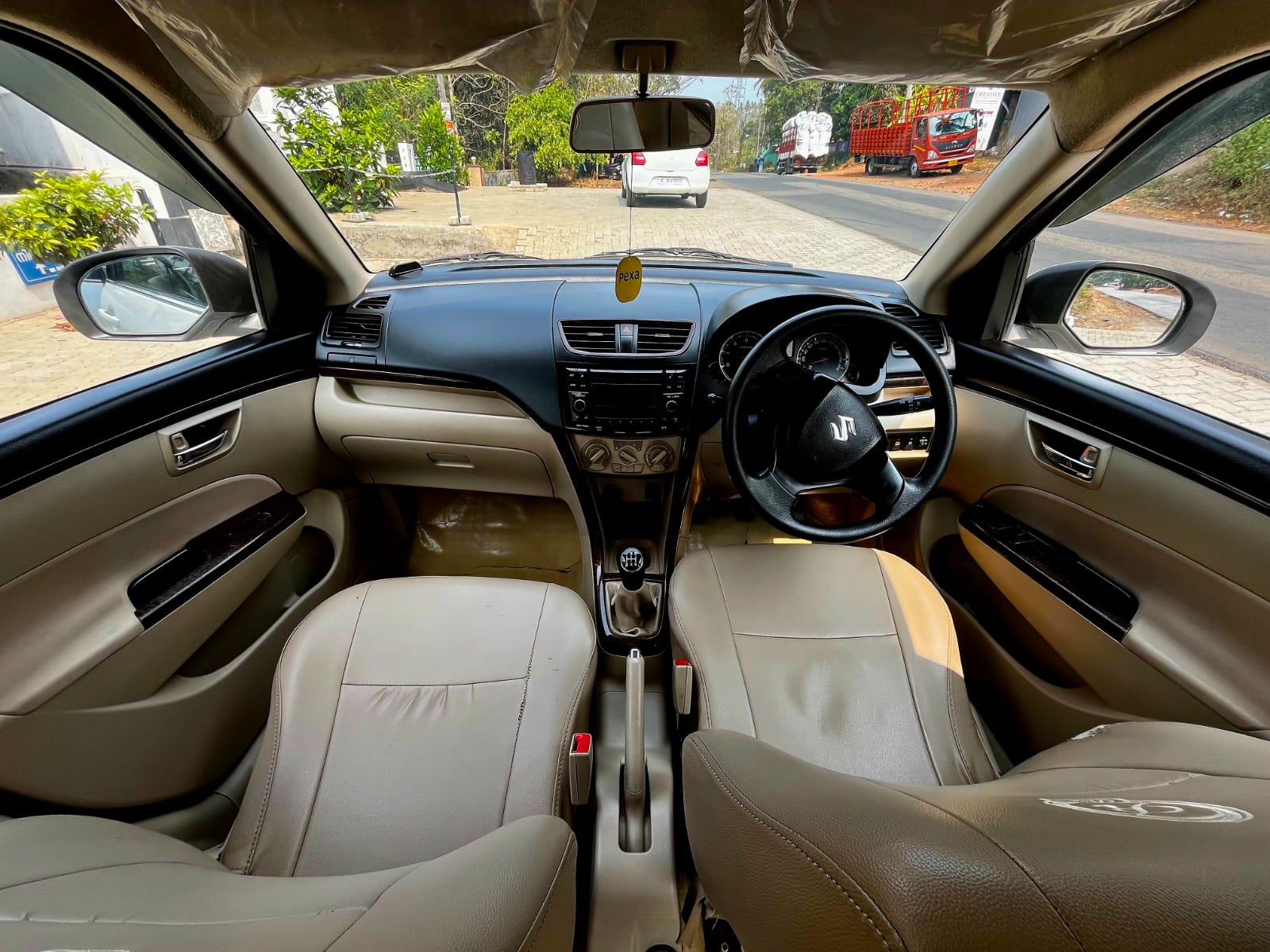 MARUTI-SWIFT DZIRE-VDI