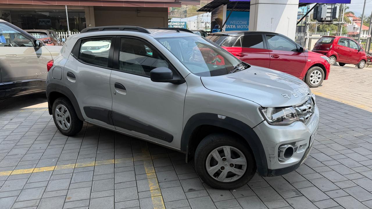 RENAULT KWID RXT