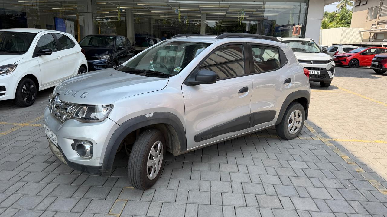 RENAULT KWID RXT