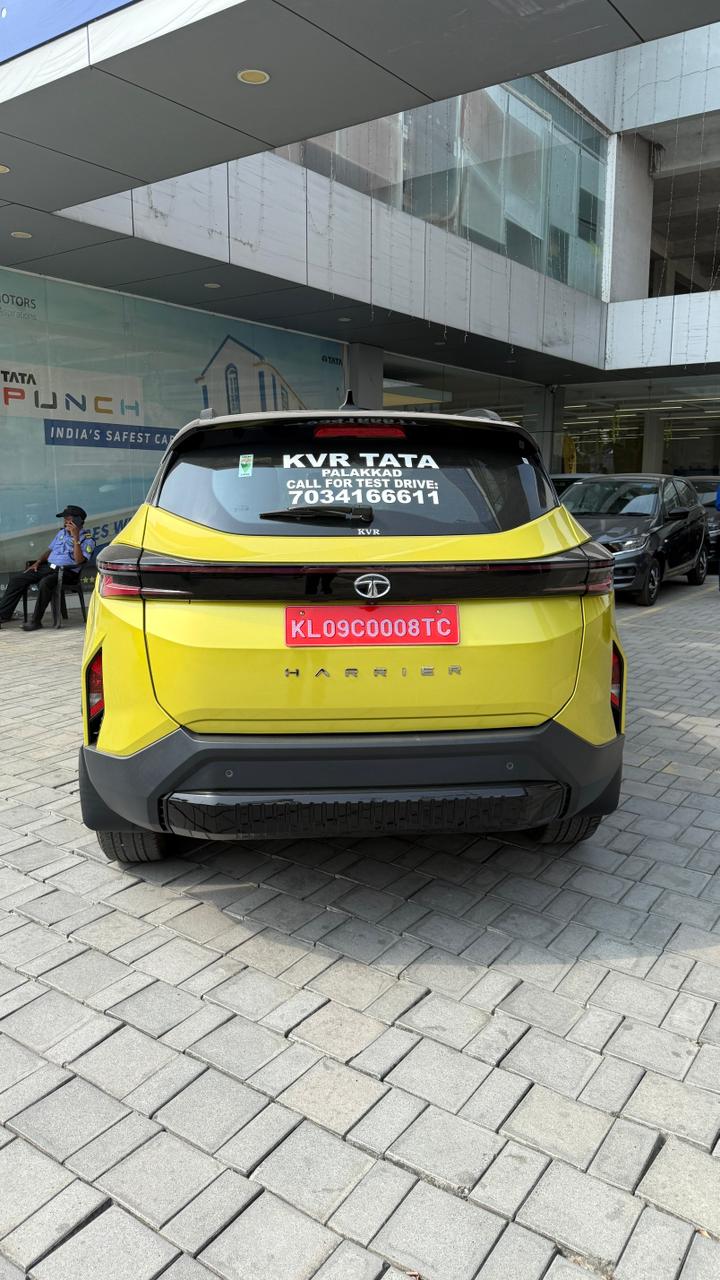 TATA HARRIER FEARLESS+DT(AT)