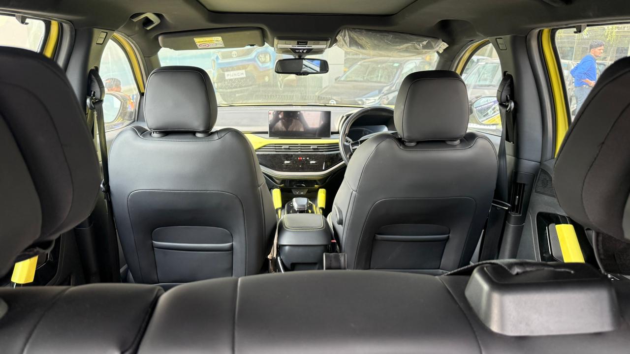 TATA HARRIER FEARLESS+DT(AT)