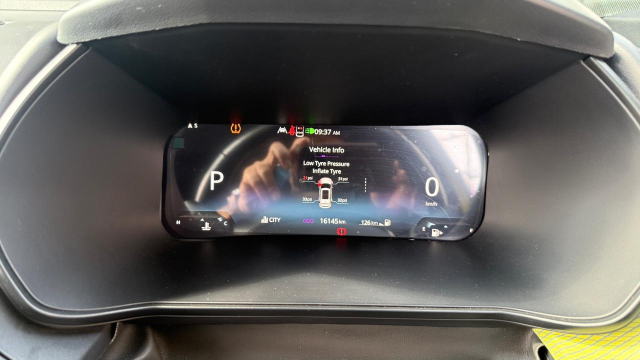 TATA HARRIER FEARLESS+DT(AT)