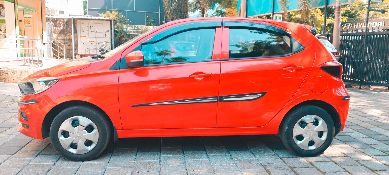 TATA TIAGO – XT