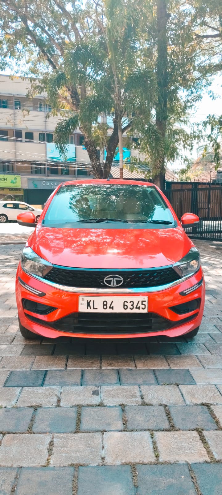 TATA TIAGO – XT