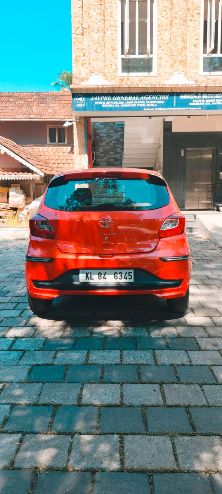 TATA TIAGO – XT