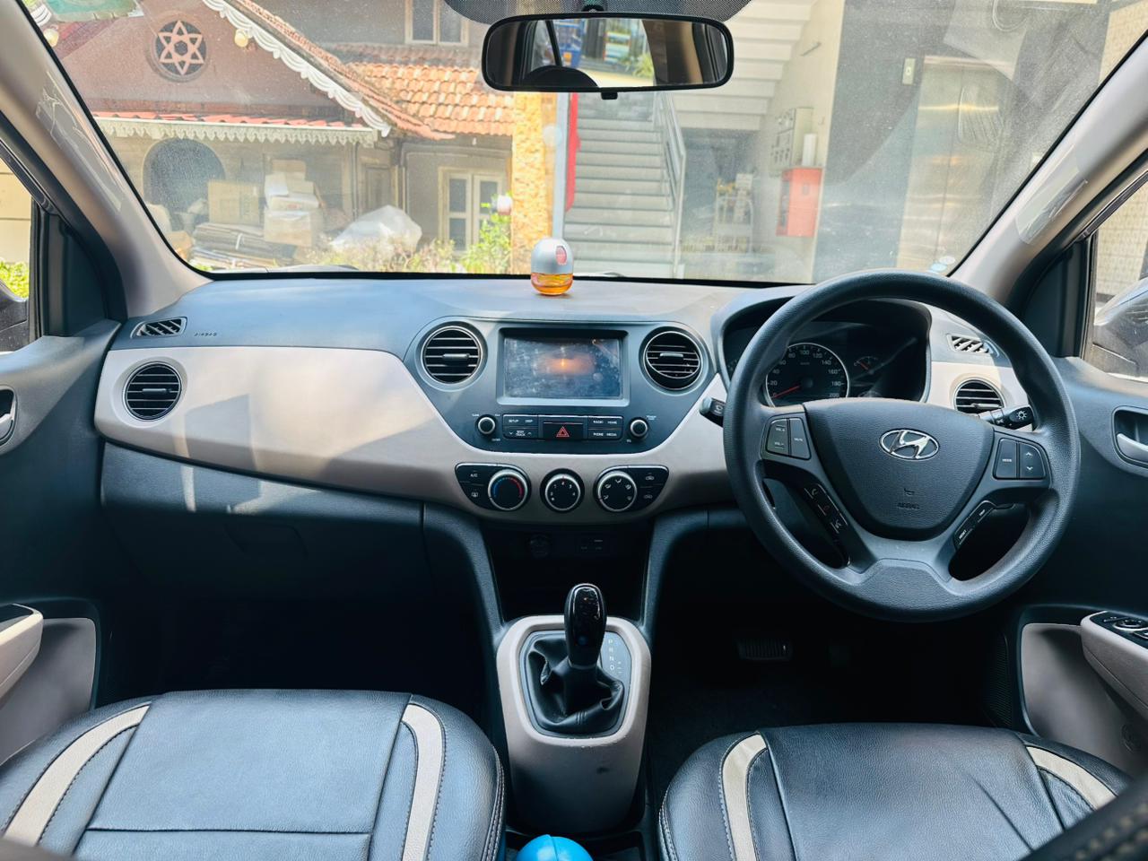 HYUNDAI GRAND i10 SPORTZ -A/T
