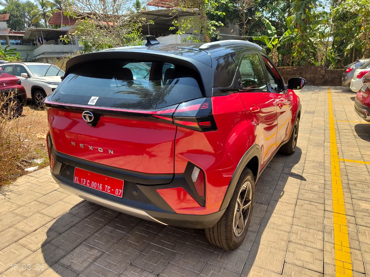 TATA – NEXON (Unregistered)