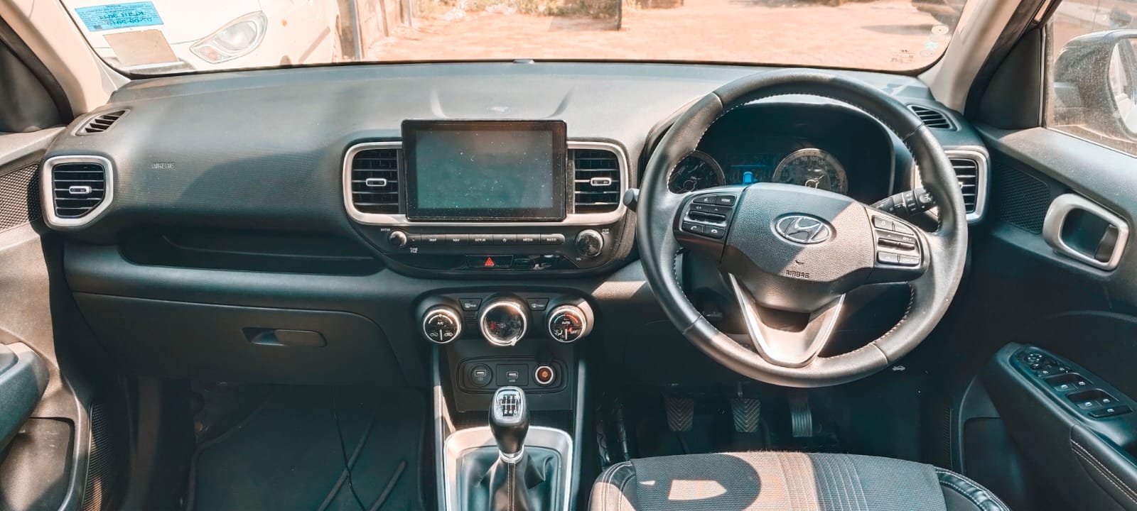 HYUNDAI VENUE 1.0 TURBO -SX(O)