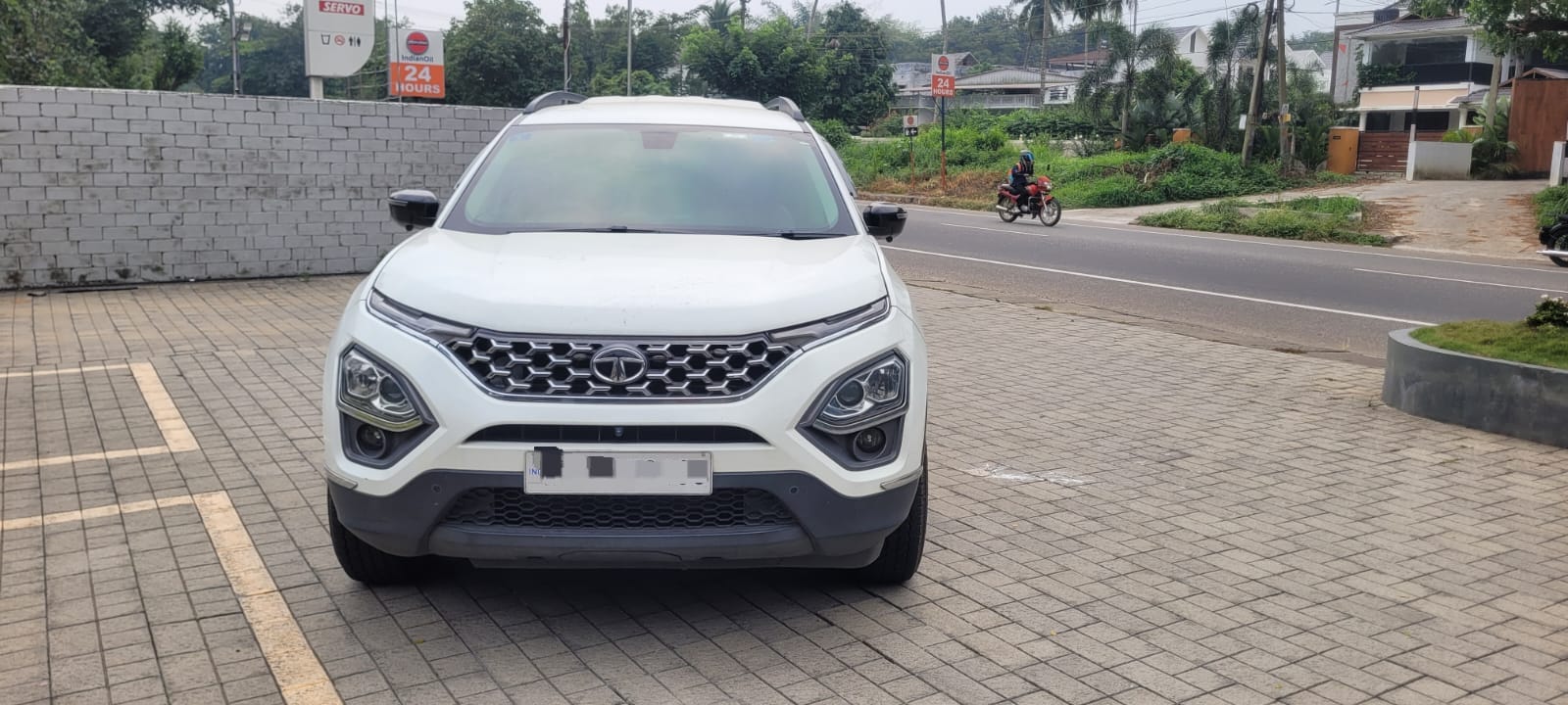 TATA – SAFARI