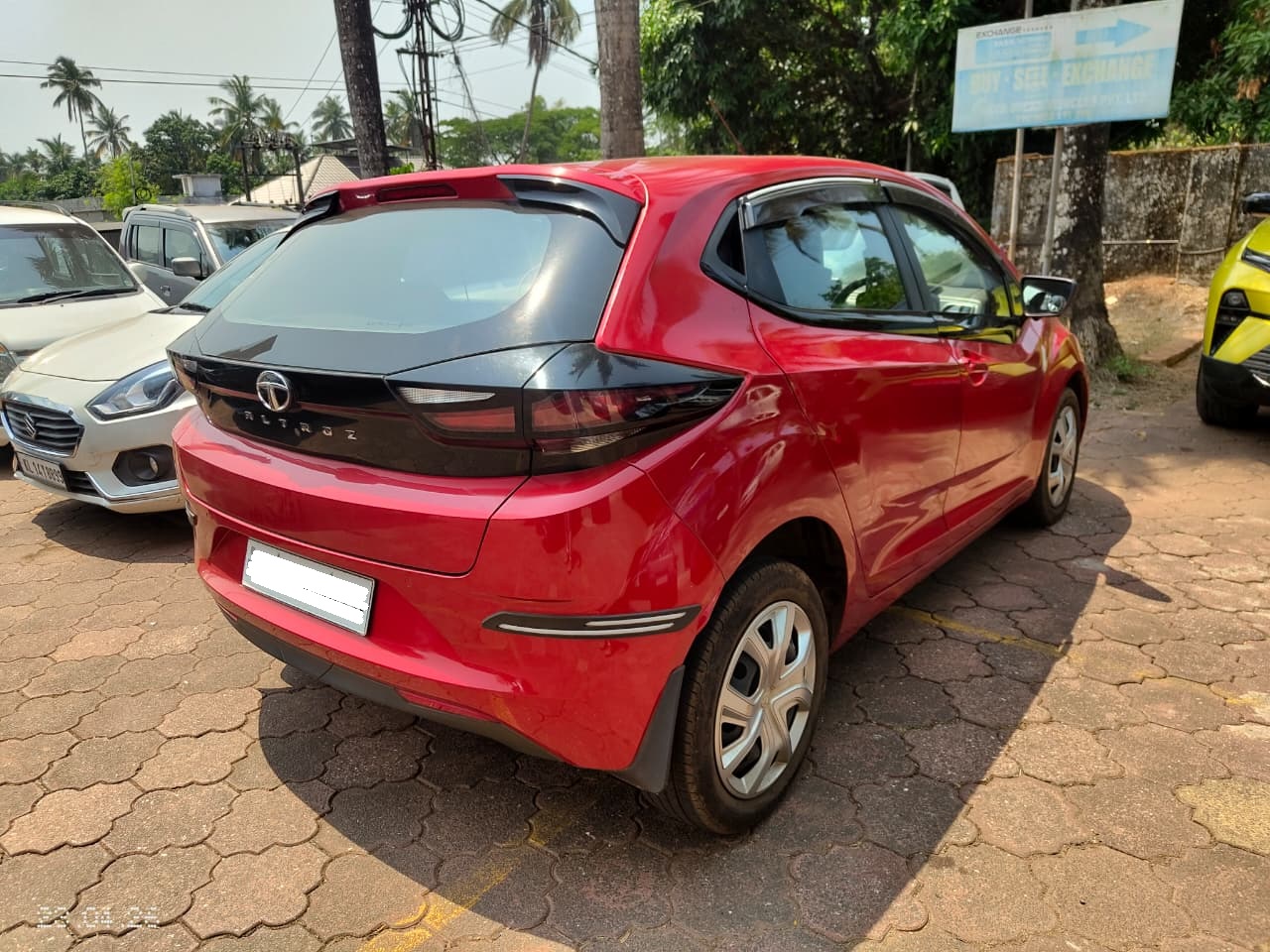 TATA – Altroz XT 1.5 D