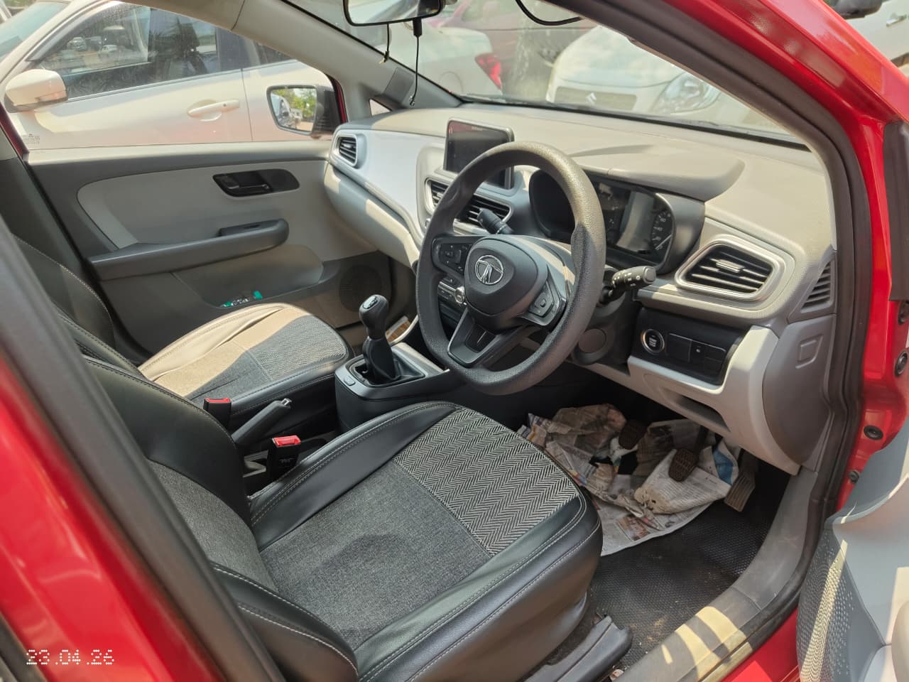 TATA – Altroz XT 1.5 D