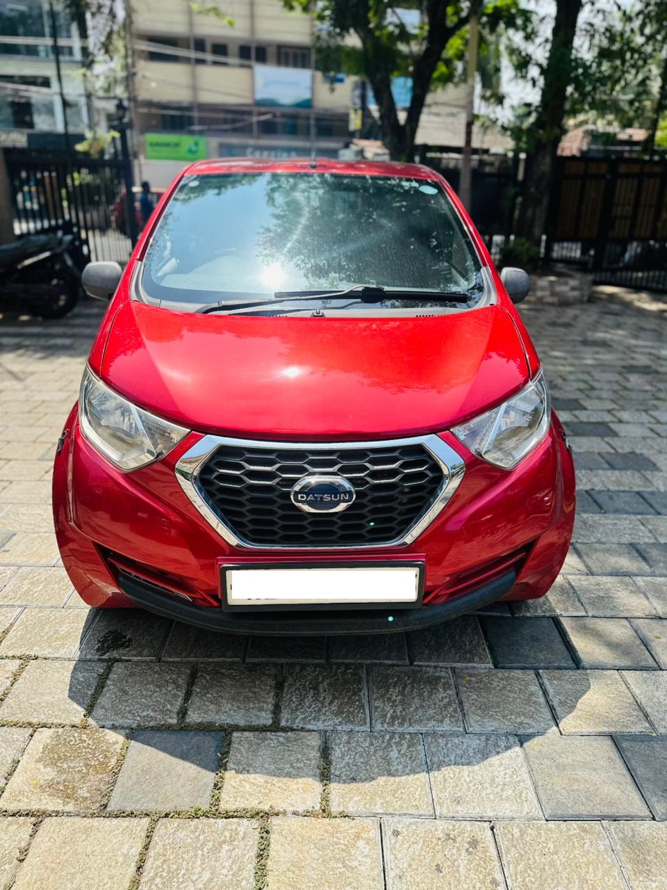 DATSUN REDI-GO S