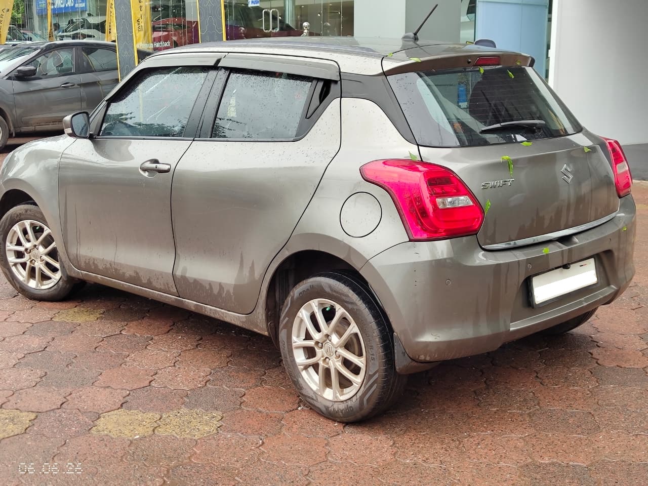 MARUTI – Swift ZXI AMT
