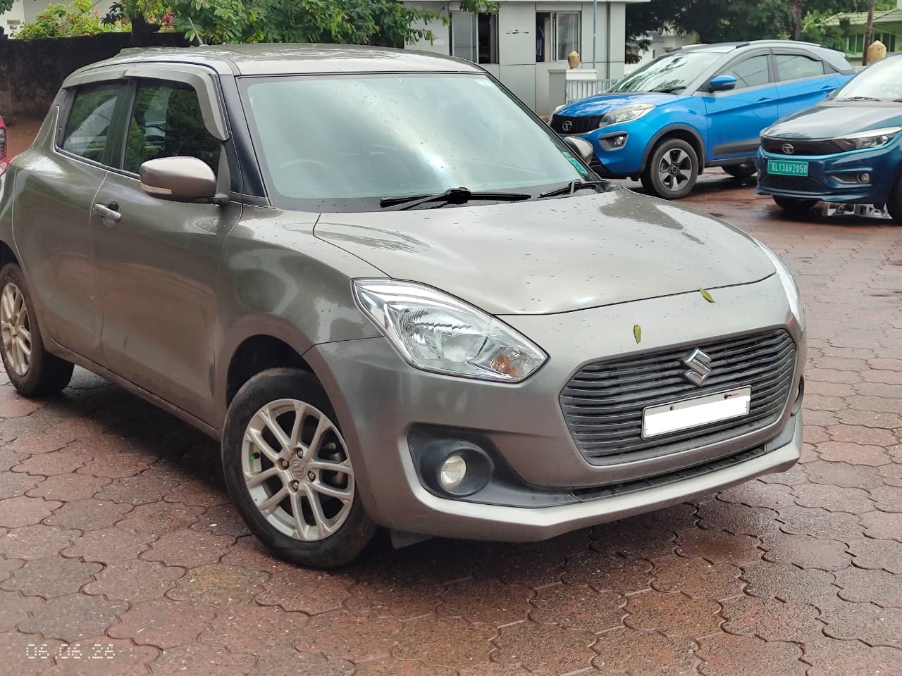 MARUTI – Swift ZXI AMT