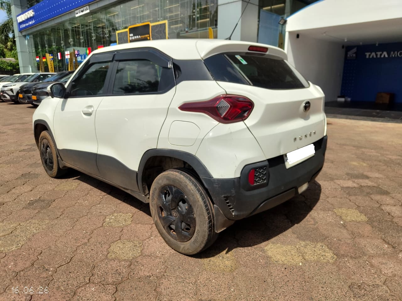 TATA – Punch Adventure