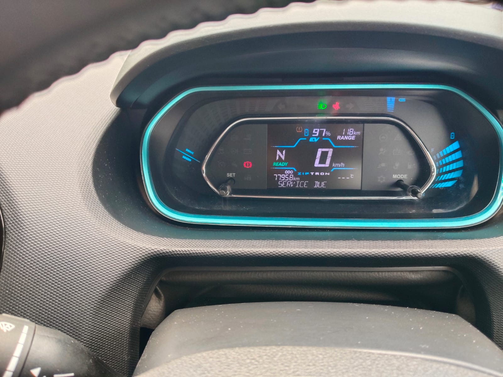 TATA – Tiago EV LR XZ+ Tech Lux