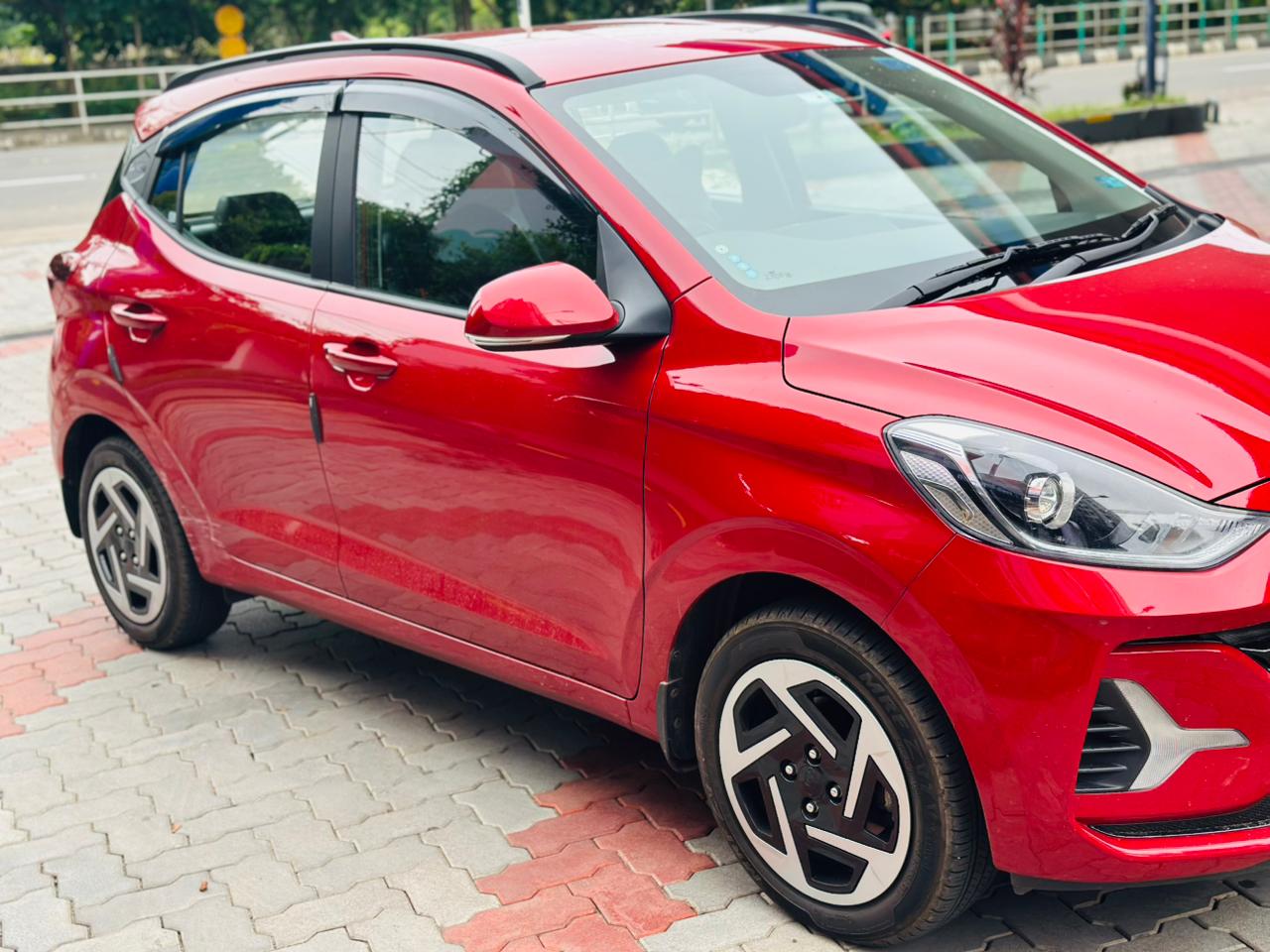 GRAND i10 NIOS SPORTZ