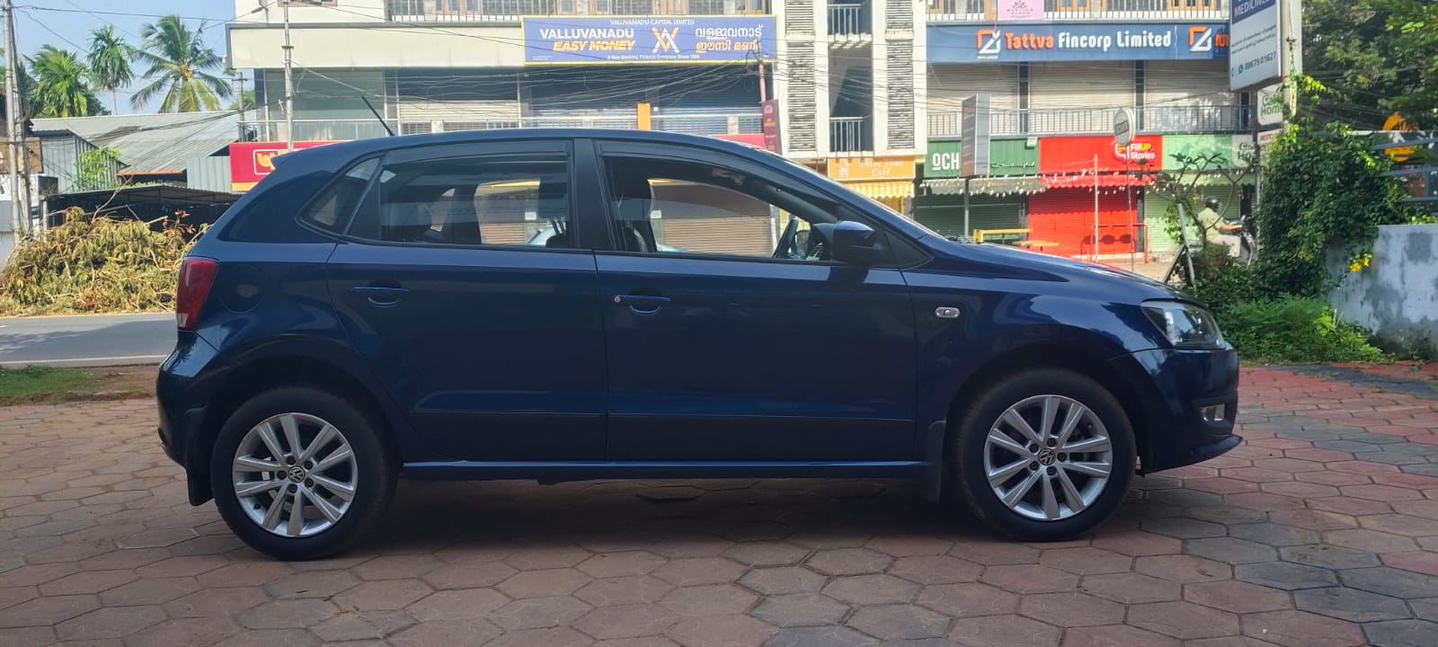 VOLKSWAGEN POLO 1.2 HIGHLINE