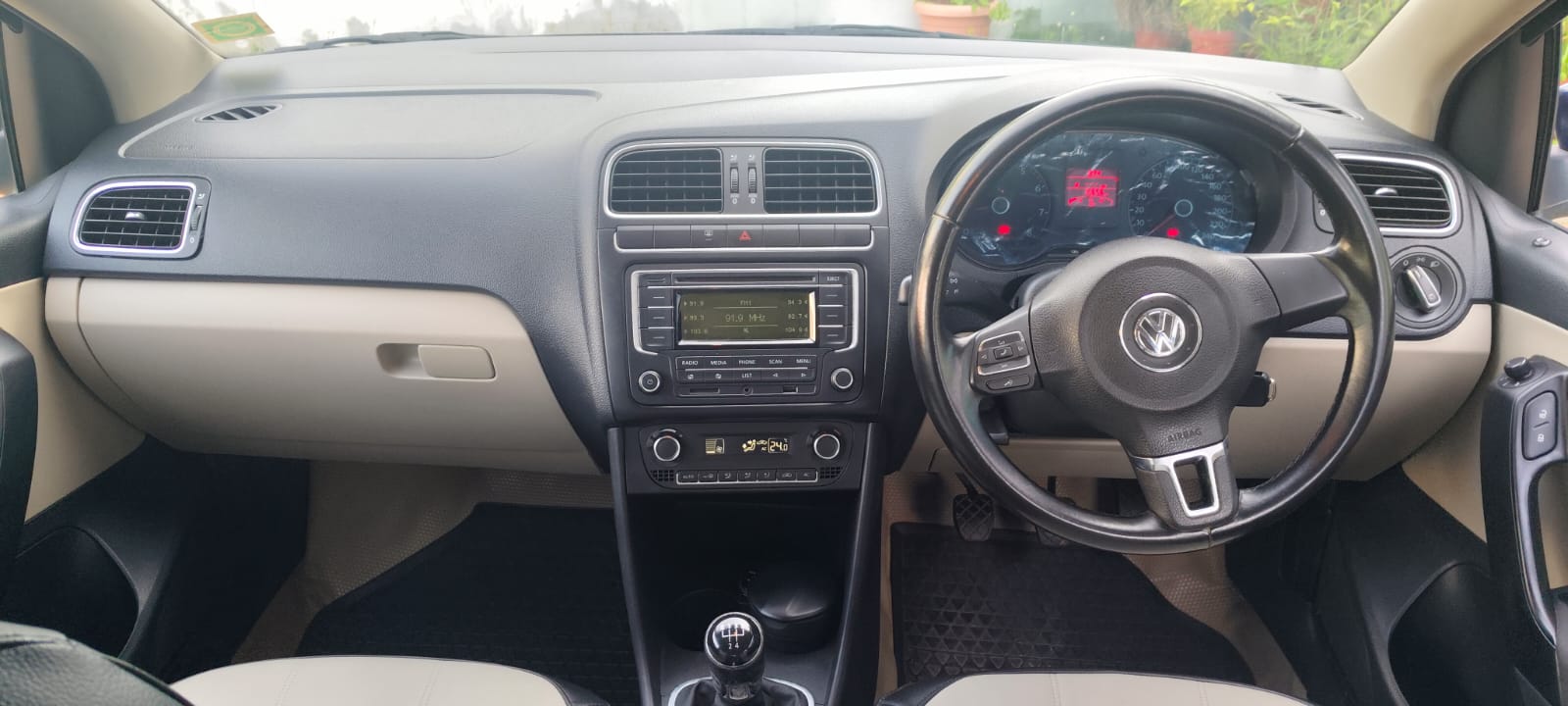 VOLKSWAGEN POLO 1.2 HIGHLINE