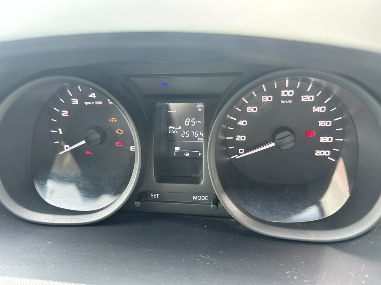 TATA TIAGO -XM