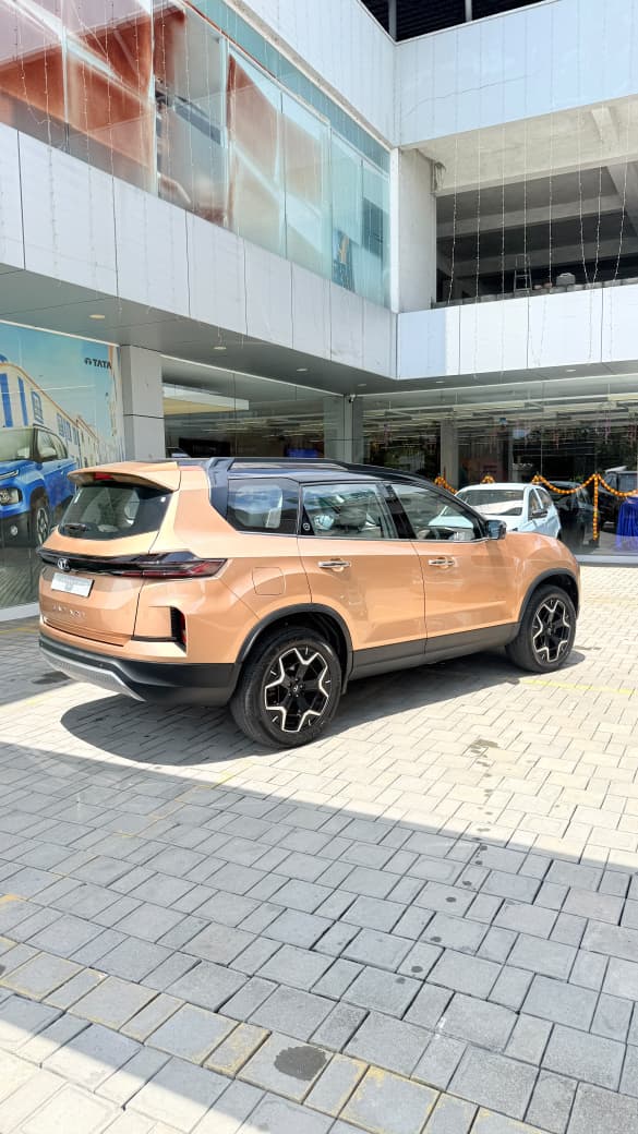 TATA SAFARI ACC + DT AT
