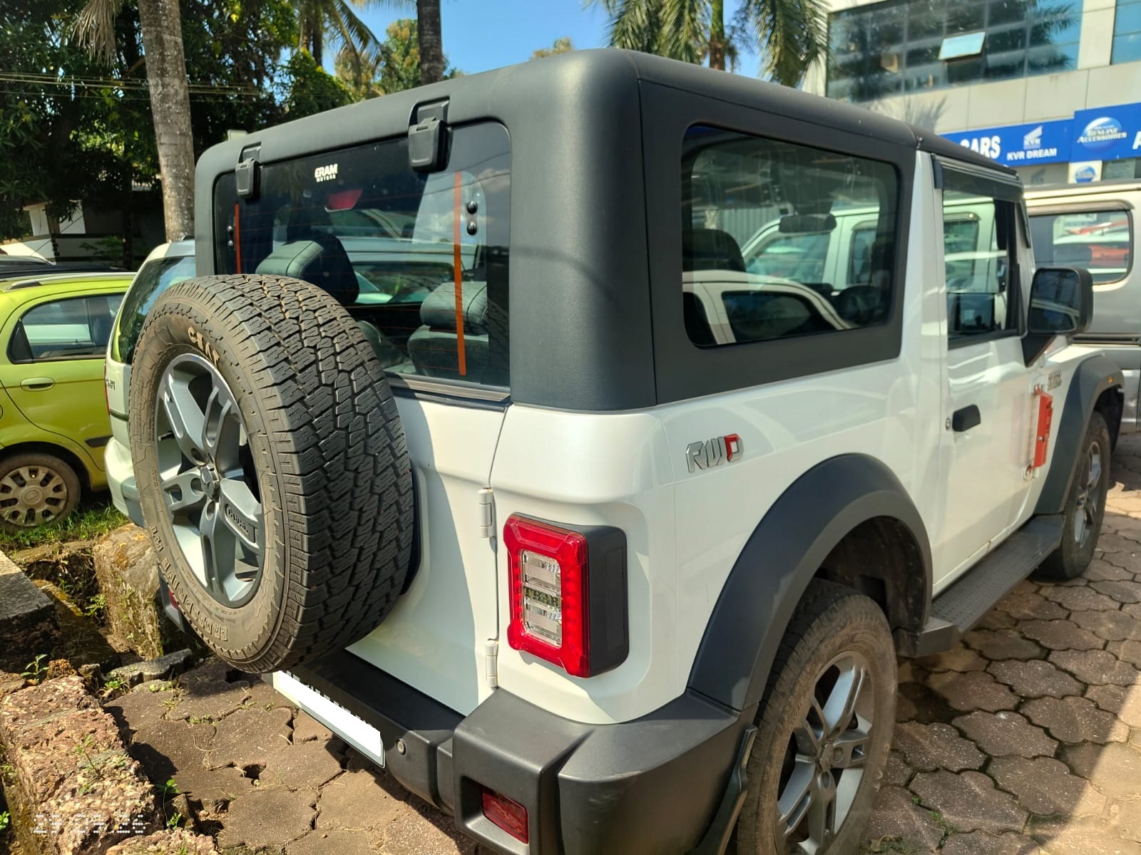 MAHINDRA THAR LX MT Diesel
